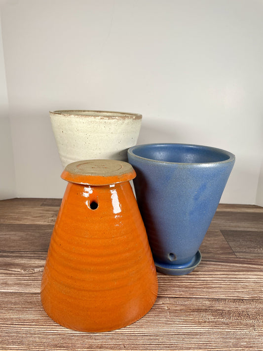 Emma Le Konrad - Solid Glaze Pots - 6in (Local)