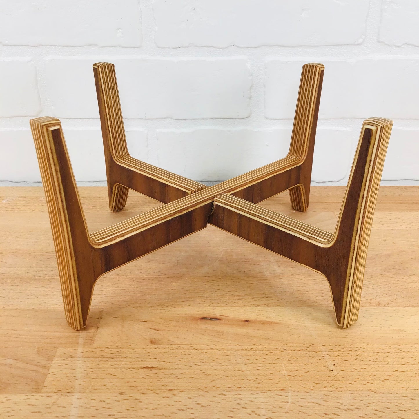 Hossle Woodworks Mid Century Plant Stand