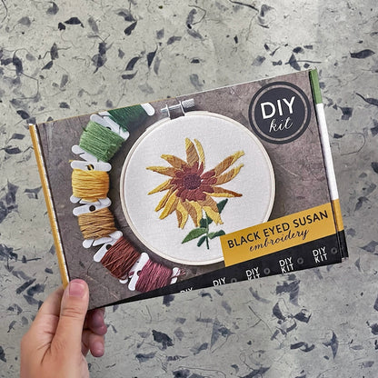 Kate Wyatt Fine Art - DIY Embroidery Kit - 5 inch