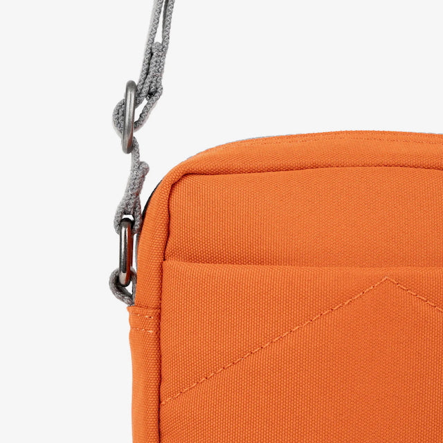 Bond Crossbody Pocket Bag