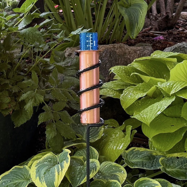 Rain Gauge - Solid Copper with Floating Indicator (24in Stake)