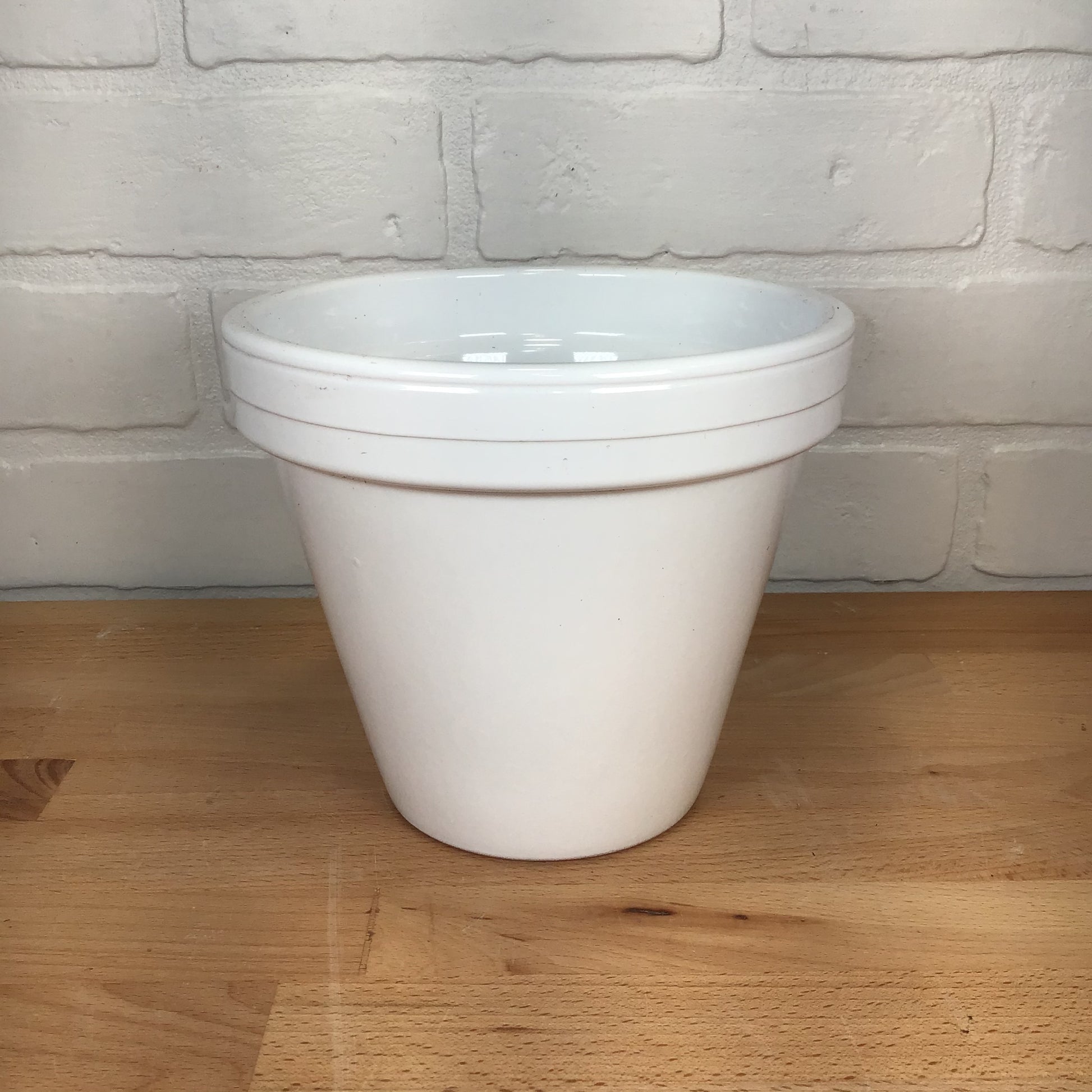ceramo flower pots Ceramo Glazed Standard Pot - White
